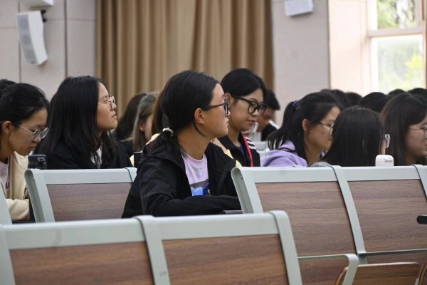 图2.jpg 图2.jpg